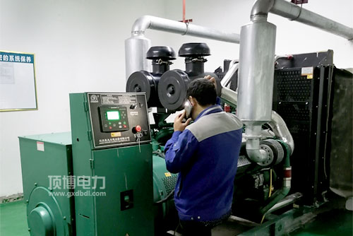 柴油發(fā)電機組排氣管有燒紅是怎么回事？應該怎么布置