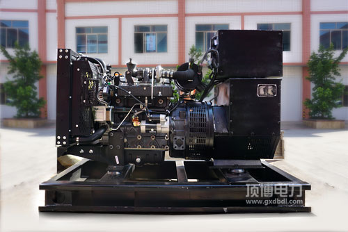 500KW沃爾沃柴油發(fā)電機(jī)組多少錢？選什么型號