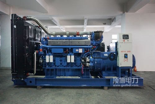 柴油發(fā)電機組油底殼的機油中為什么有柴油？