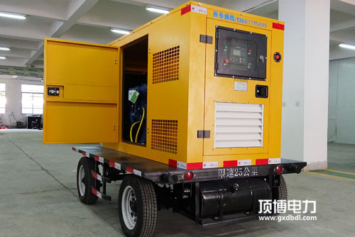 戶外使用柴油發(fā)電機組，選移動式拖車（汽車）還是靜音式？